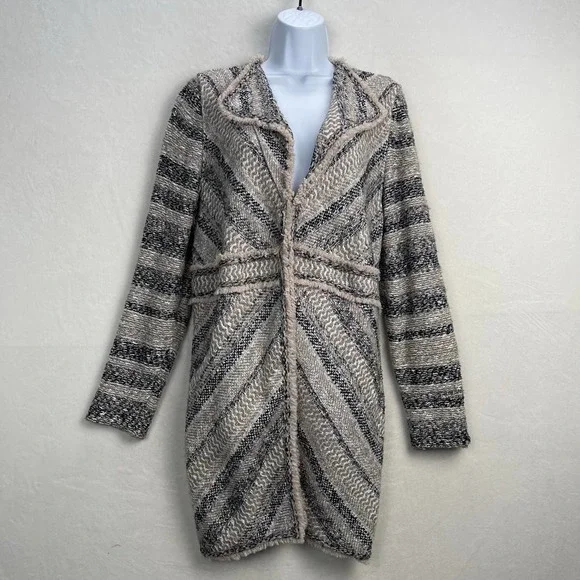 Chico's 2 (Women's Large) Grey Pattern Long Sweater Cardigan, Wool Blend - Picture 3 of 15